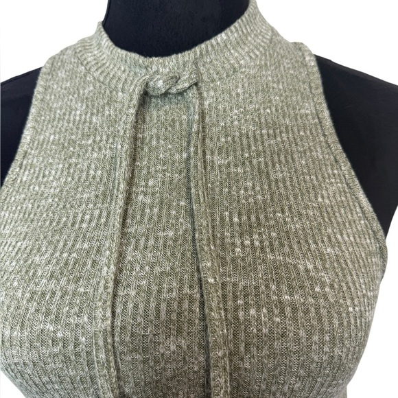 Gymshark Slounge Ribbed Crop Top Olive - Picture 2 of 7